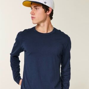 Relaxed Long-Sleeve Cotton Crew T-Shirt